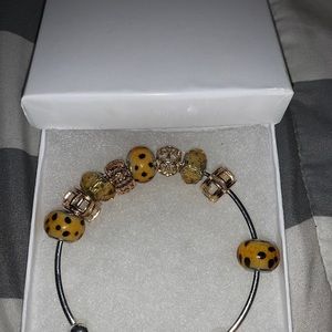 Bangle bracelet